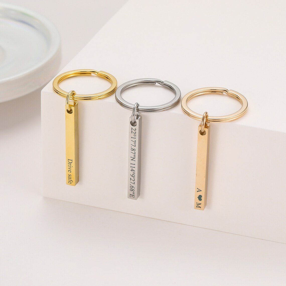 Personalized Engraved Bar Keychain - Pandora Jewels