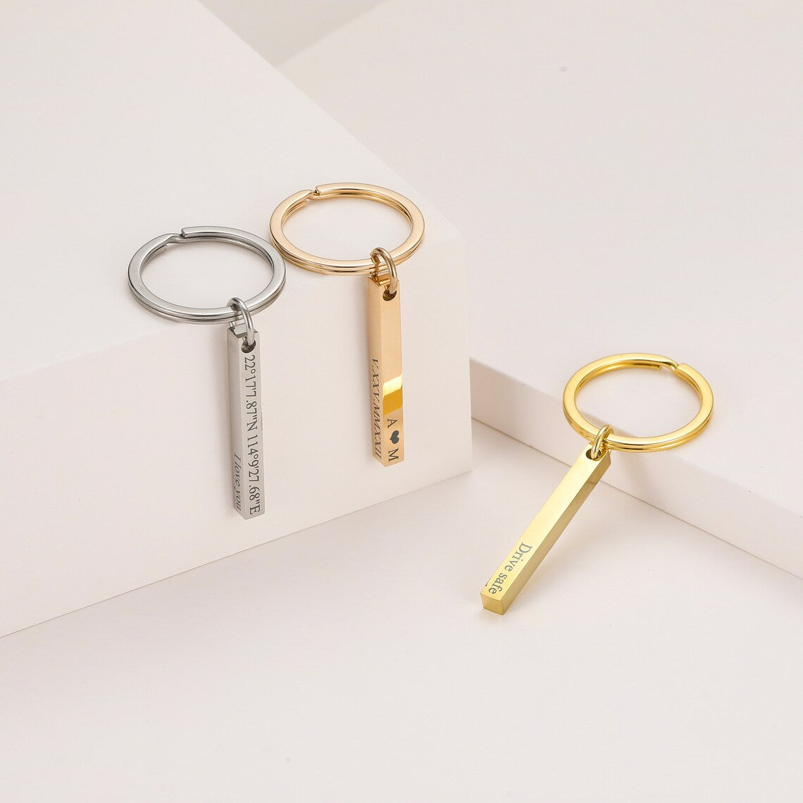 Personalized Engraved Bar Keychain - Pandora Jewels