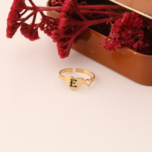 Personalized Heart Letter Engraved Ring - Pandora Jewels