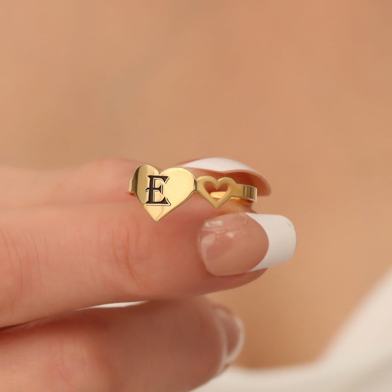Personalized Heart Letter Engraved Ring - Pandora Jewels